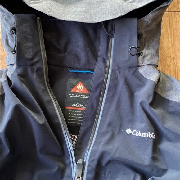 Columbia jacket - Picture 2 of 5